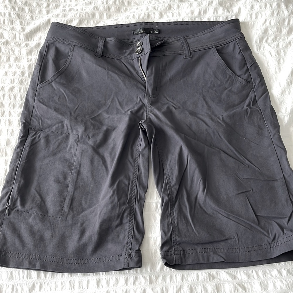 Prana Halle shorts size 10 gray